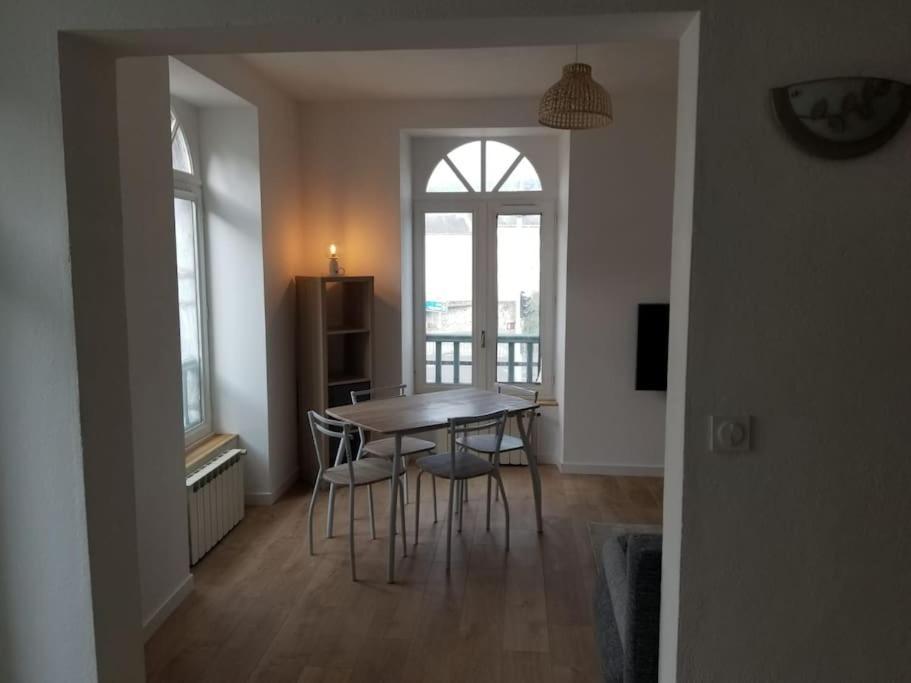 Appartement Cosy Entierement Renove Bagnères-de-Bigorre Eksteriør bilde